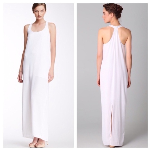 BCBGMaxAzria Dresses & Skirts - BCBGMaxAzria Sara White Knot Back Crepe Dress